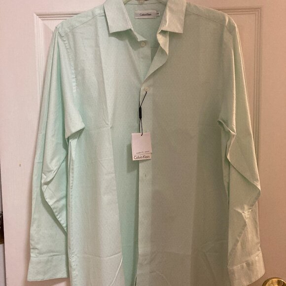 New Young Men's Calvin Klein dress shirt 20 - Picture 2 of 4